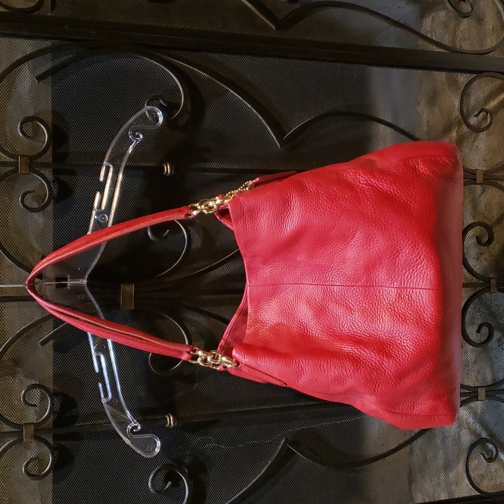 Gorgeous Coach red pebbled leather Dalton